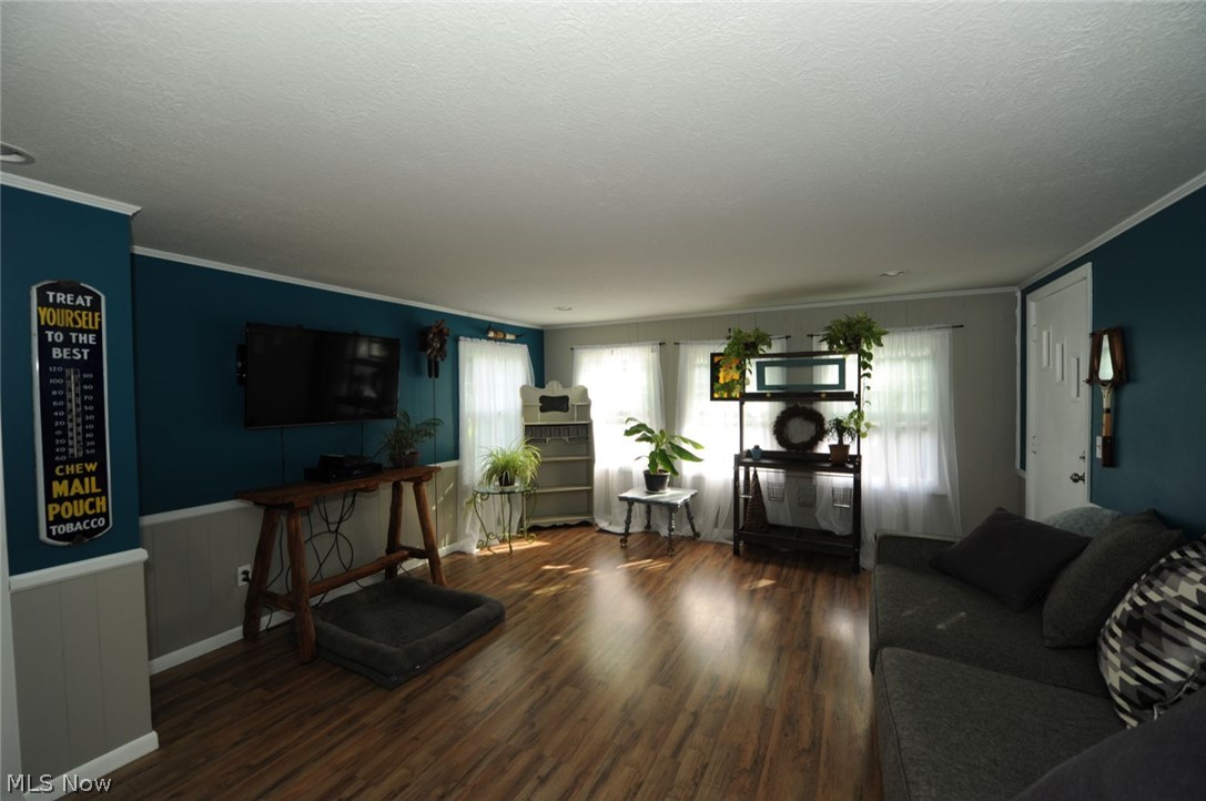 Crescent Gardens - Residential