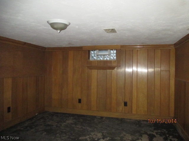 Cresthaven - Residential