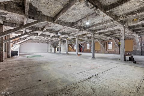 Tiny photo for 2200 Union Street, Bellaire, OH 43906 (MLS # 5177168)