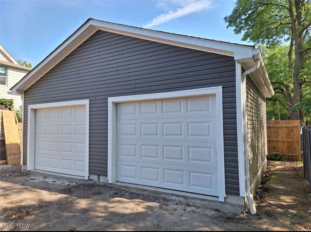 1431 Rowley Avenue