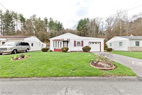 Photo for 109 Greentree Lane