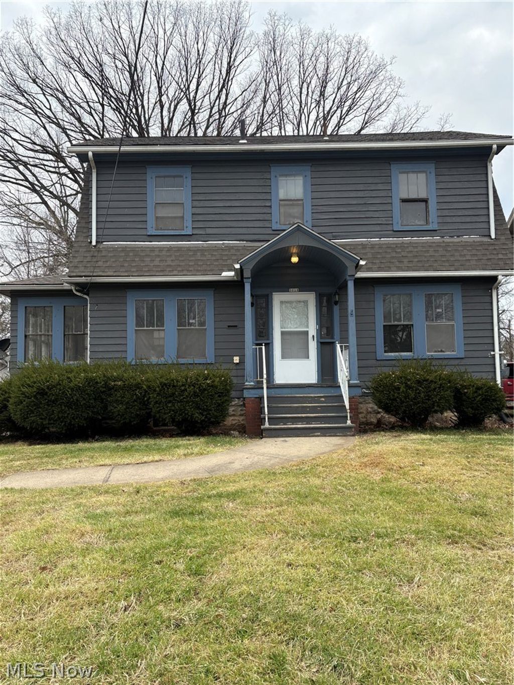 Photo of 3016 Hudson Avenue, Youngstown, OH 44511 (MLS # 5197546)