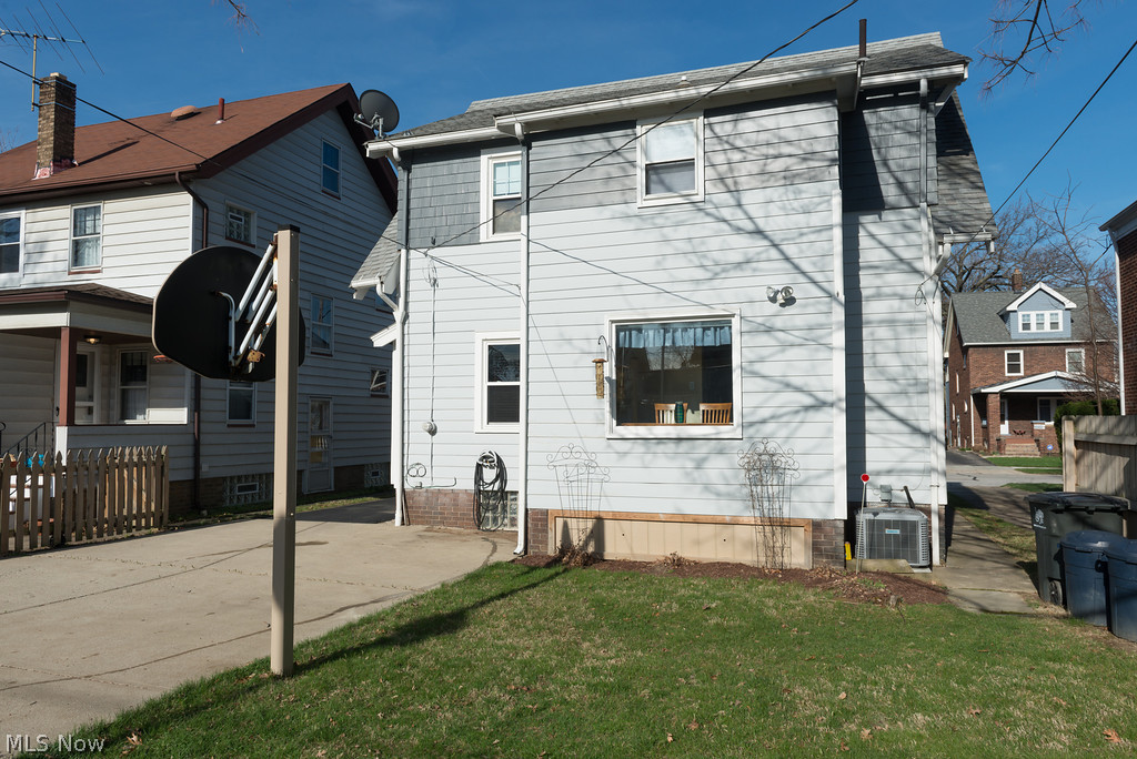 Daniel Webb's 02 - Residential