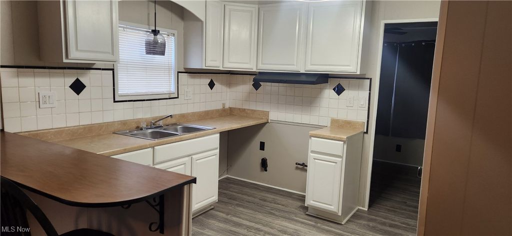 Photo of 202 W Main Street #132, Conneaut, OH 44030 (MLS # 5184183)