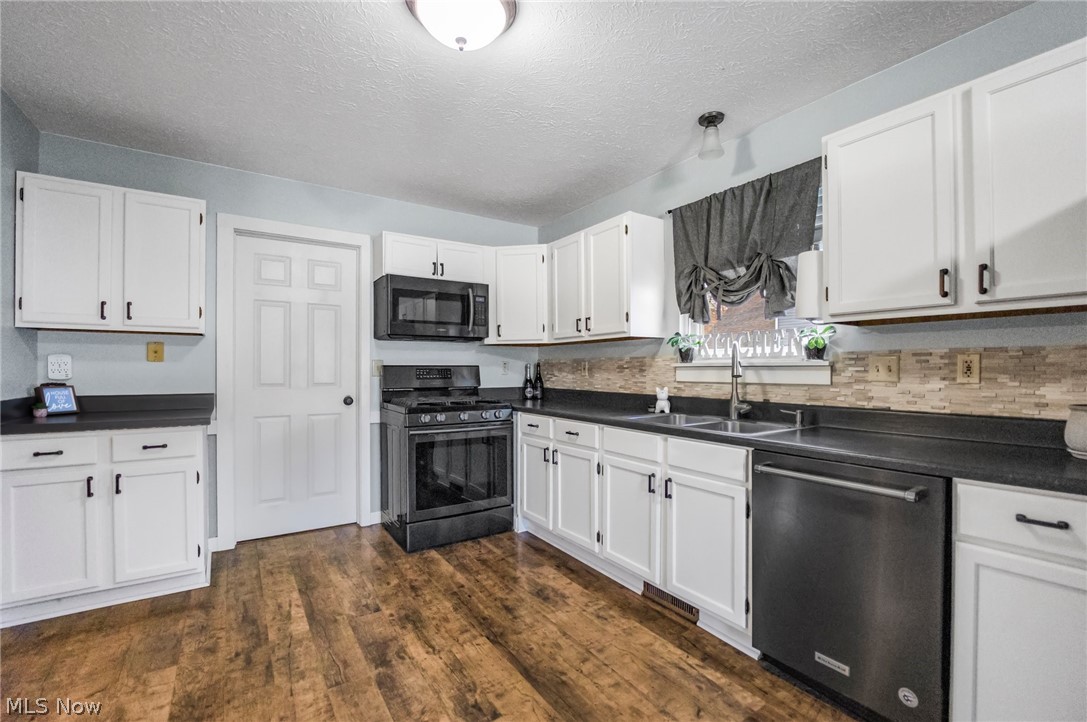 Chateau Estates - Residential