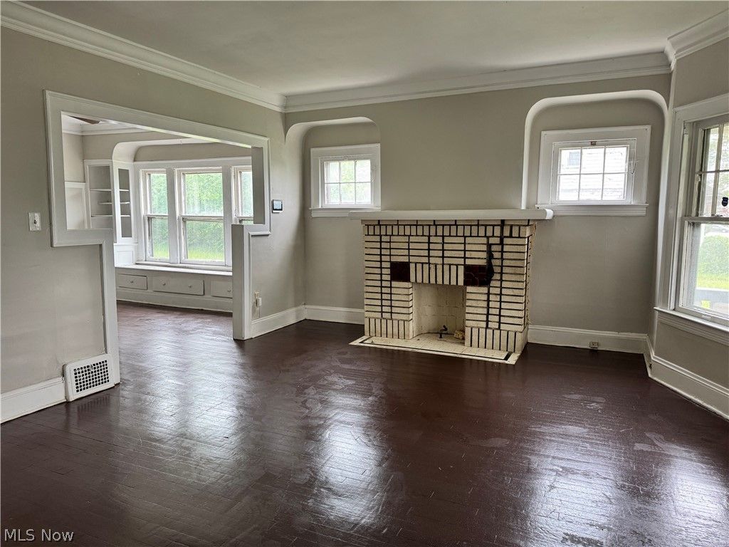 Photo of 3455 E 142nd Street, Cleveland, OH 44120 (MLS # 5205667)