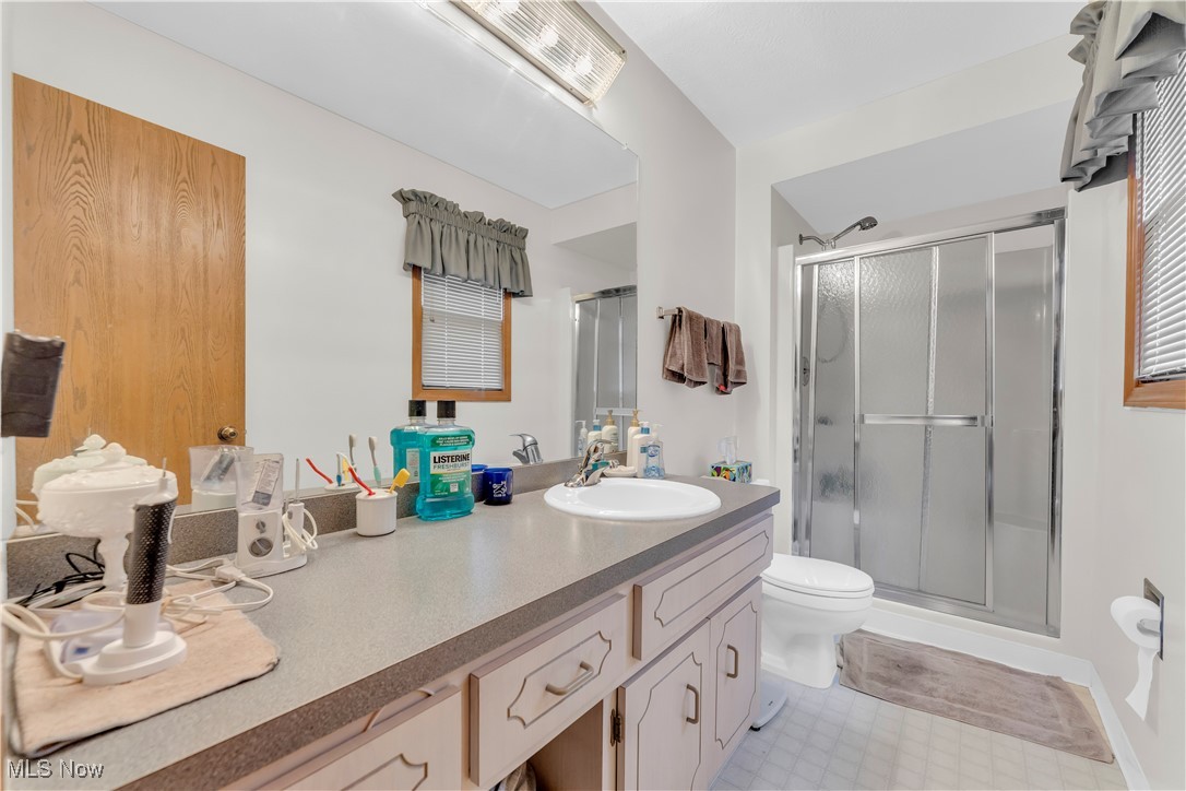 3419 Saint Andrews Drive, Parma, Ohio image 39