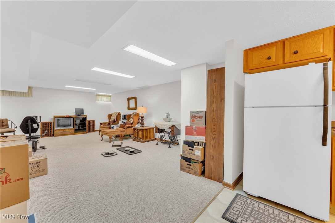 3419 Saint Andrews Drive, Parma, Ohio image 46