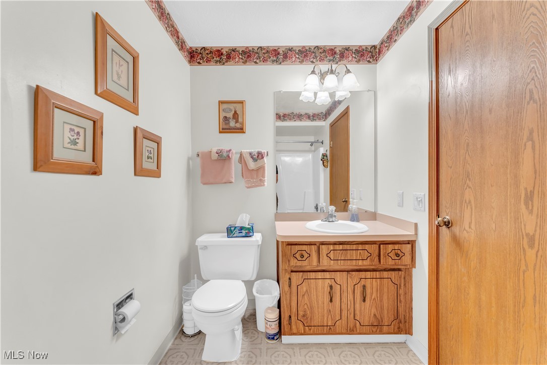 3419 Saint Andrews Drive, Parma, Ohio image 34