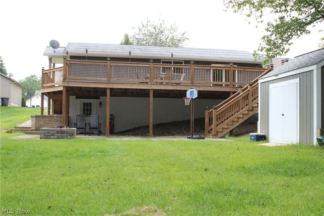 Country Club Manor - Residential