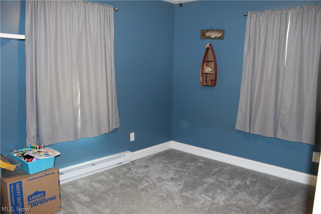 Country Club Manor - Residential