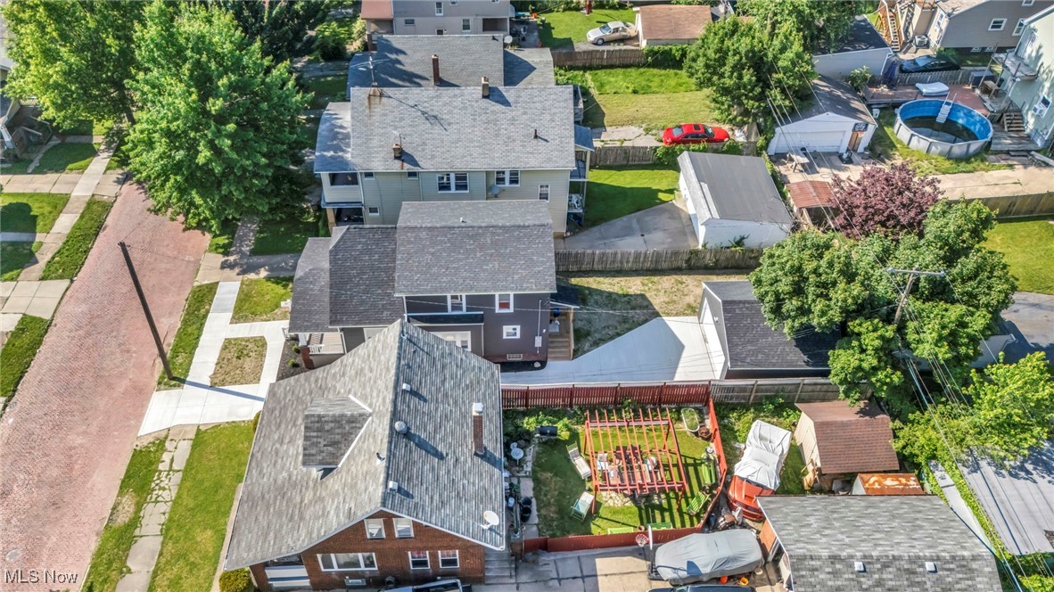 3297 W 127th Street
