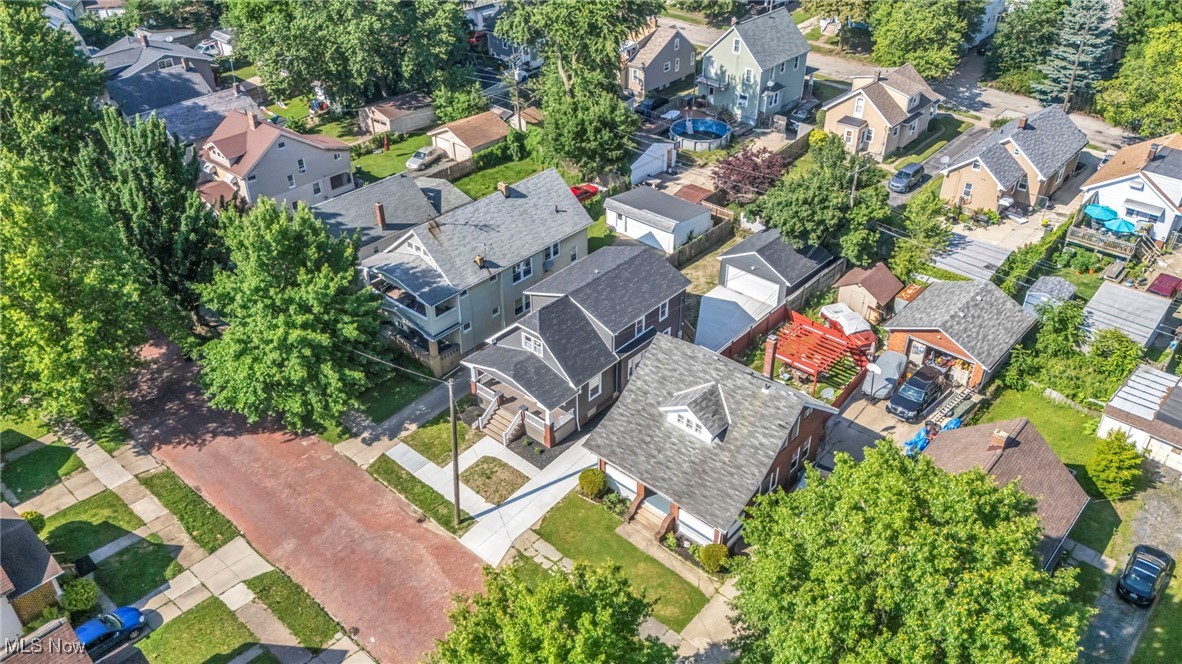 3297 W 127th Street