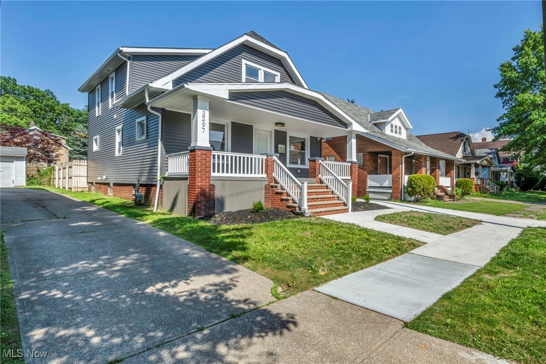3297 W 127th Street