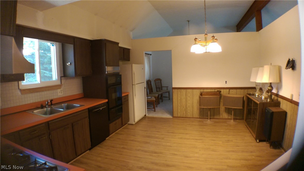 Sherwood Forest 04 - Residential