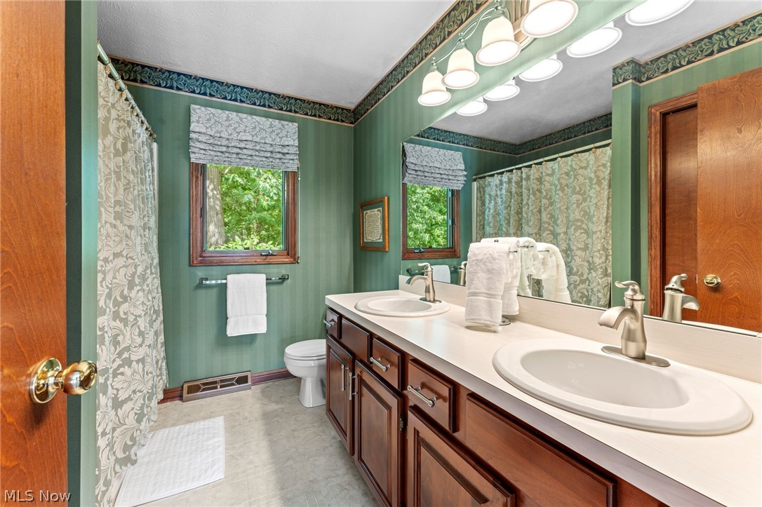 Broadview Glen - Residential