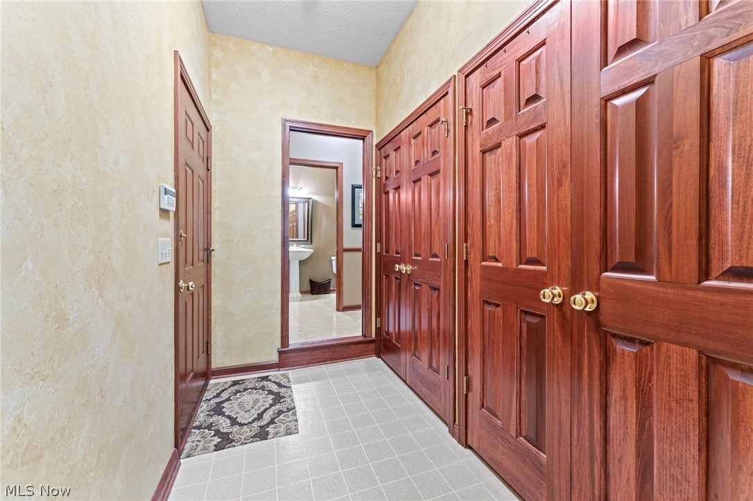 Broadview Glen - Residential