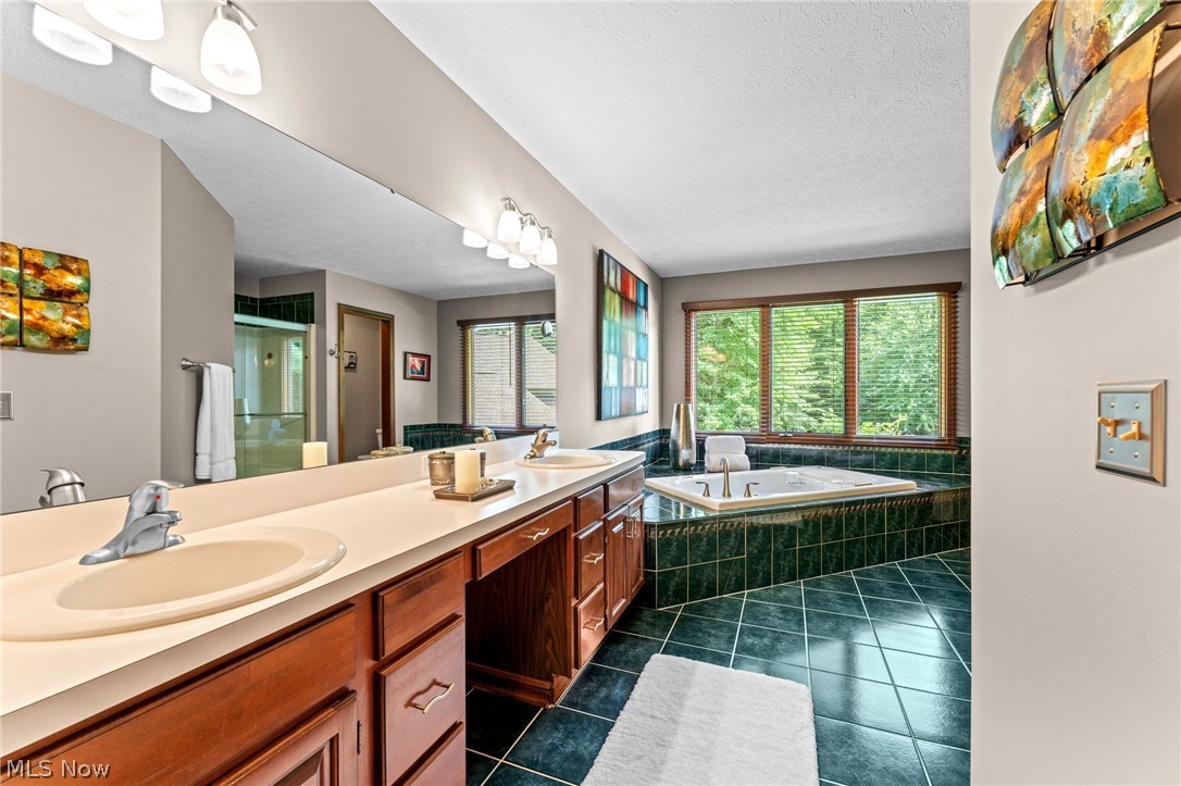 Broadview Glen - Residential