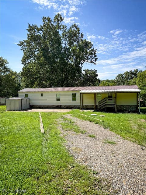 Homes For Sale - 45688 County Road 58<br/> Coshocton, OH 43812