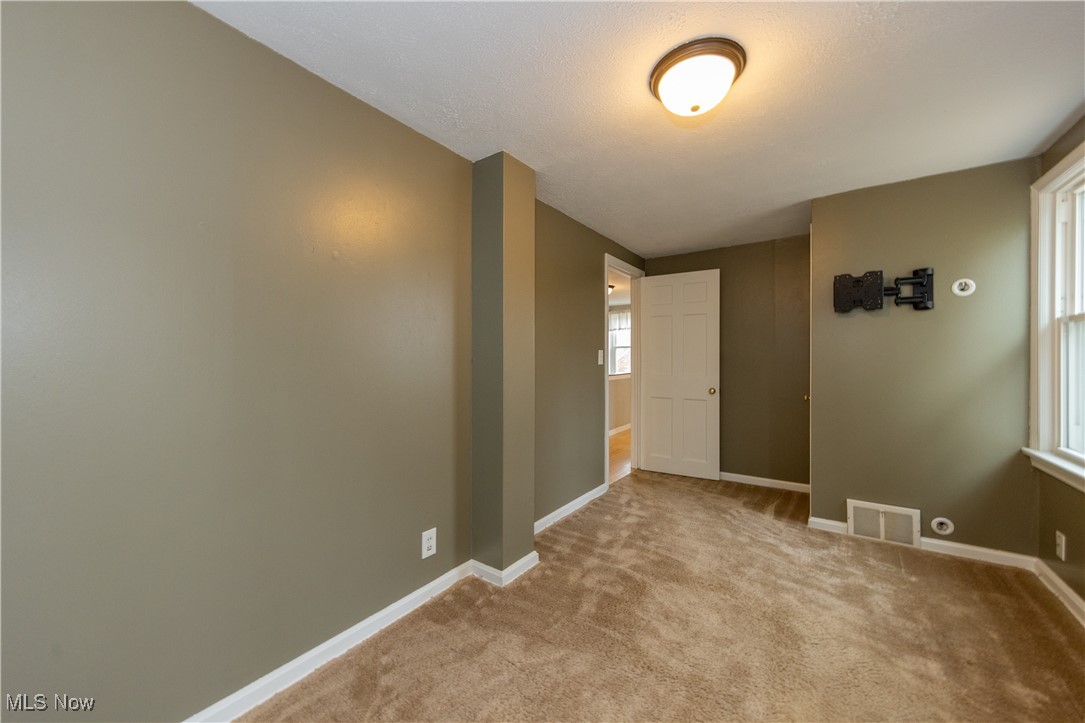 Gates Mills, Ohio 44040, United States, 4 Bedrooms Bedrooms, ,2 BathroomsBathrooms,Residential,Pending,80954