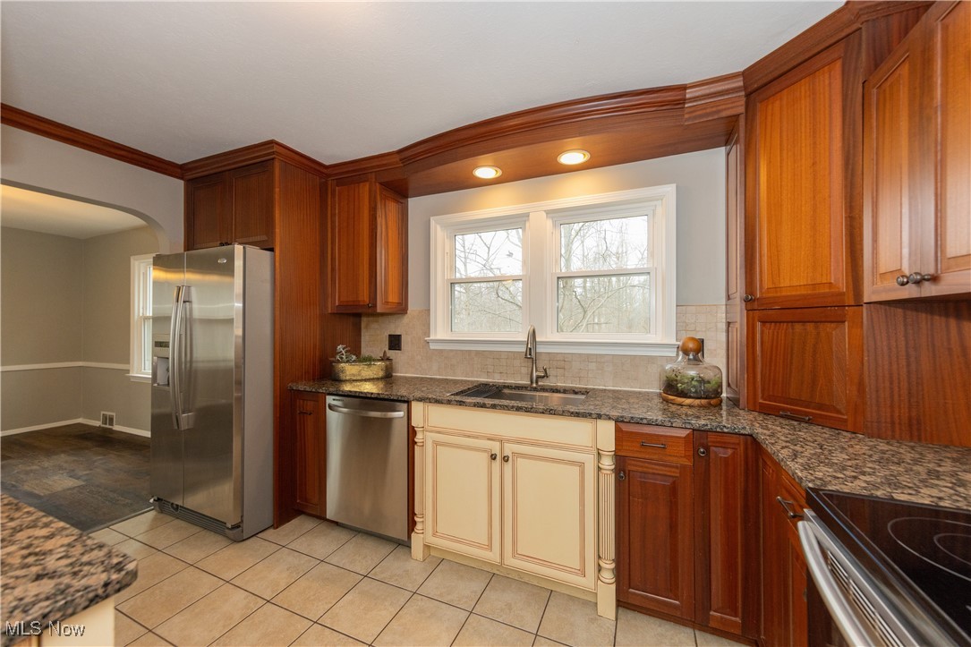 Gates Mills, Ohio 44040, United States, 4 Bedrooms Bedrooms, ,2 BathroomsBathrooms,Residential,Pending,80954