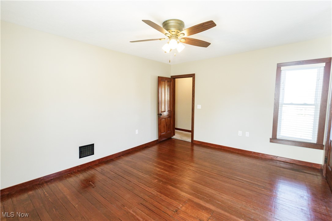 343 Brady Street, Magnolia, Ohio image 22