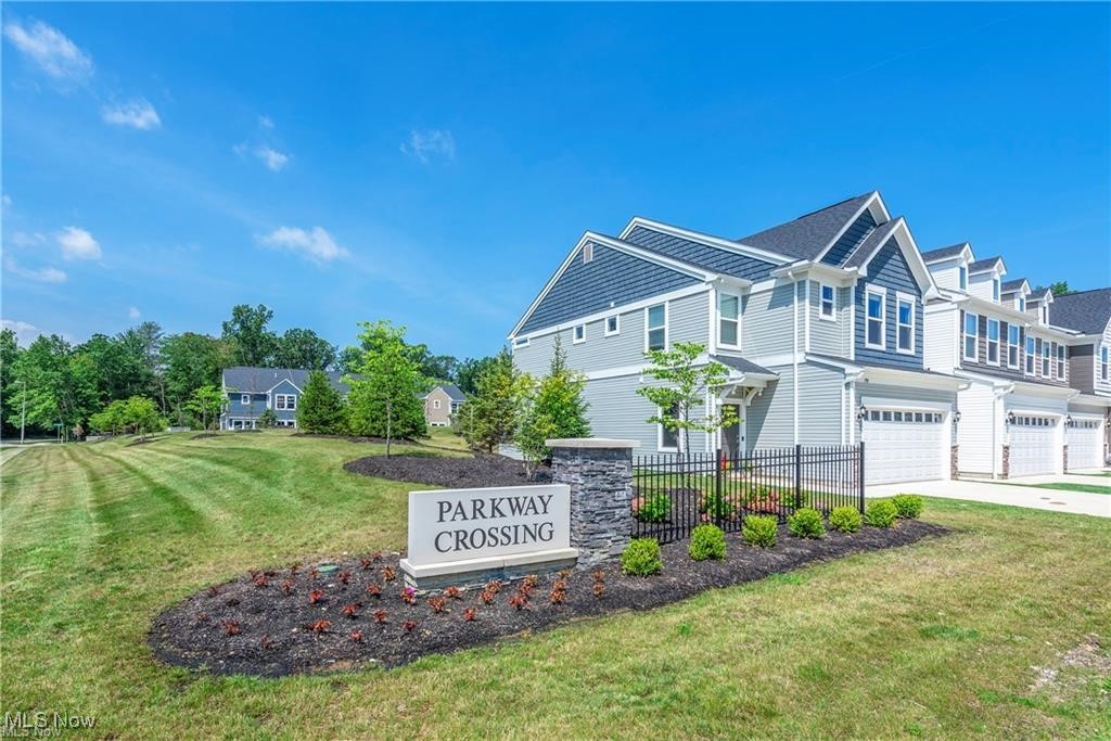 Parkway Crossing - Residential
