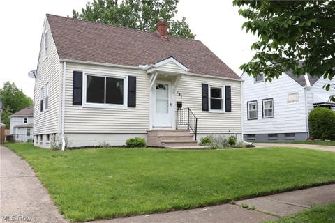 Homes For Sale - 181 John Street<br/> Bedford, OH 44146