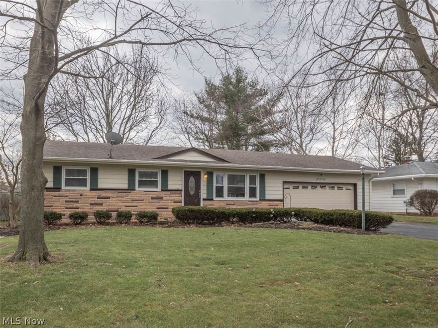 Move right in to this adorable ranch home offering living room, 3 bedrooms, large eat in kitchen, updated bathroom and ample closet space. The full basement is partially finished and freshly carpeted for those football parties or cozy evenings watching TV. Off the media room is another fresh carpeted bonus room for an office or perfect for a toy room. Basement offers glass block windows (some vented) and a sewage back flow preventer equipped with a valve to close off the sewer while on vacations to prevent any backups. Two car garage, great fenced inback yard. Roof (10 yrs); furnace/air (2011); HWT (2009); electric (100 amp); hardwood under carpeting.