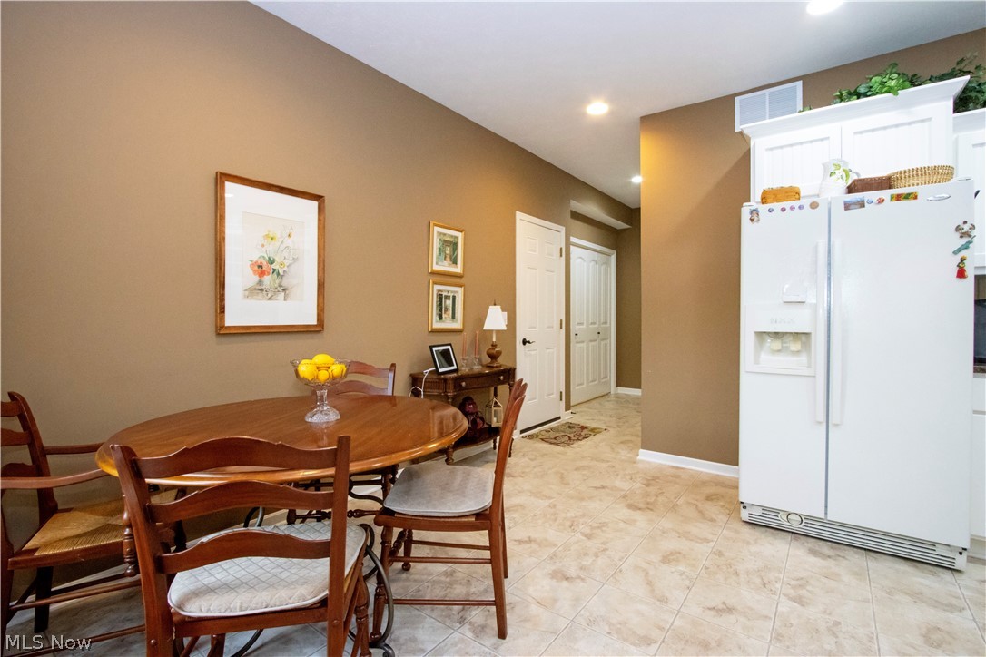 Forests/Wetheringtoncondo - Residential