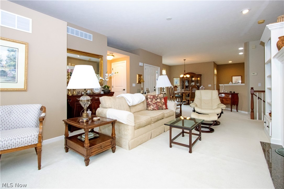 Forests/Wetheringtoncondo - Residential