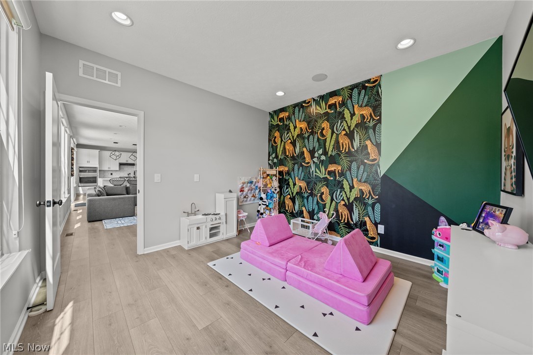 Norton Place - Residential