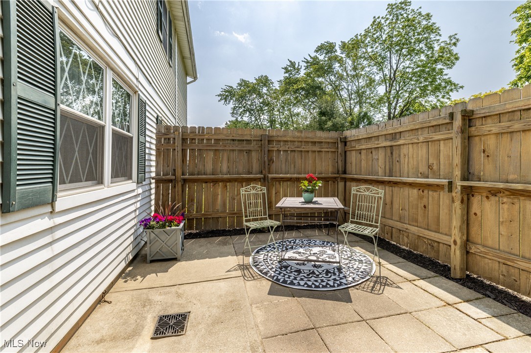 4210 Dennis Lane, Brunswick, Ohio image 3