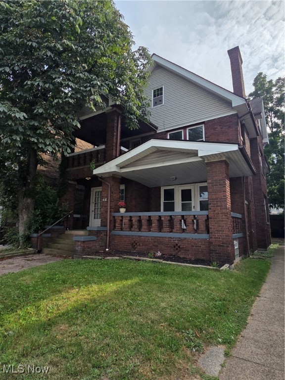 Welcome to 2101 Broadview Road, a spacious and well-maintained 5-bedroom, 2-bathroom duplex in the highly desirable Old Brooklyn neighborhood of Cleveland. This charming property is in great condition, offering immediate comfort and functionality for both homeowners and investors. The first-floor unit is tenant-occupied, generating instant rental income, while the upper unit boasts two bedrooms and a full bath. The home also has a bonus/tandem bedroom in the first-floor unit perfect for a walk-in closet, vanity, home office, guest room, or flex space.
Even better, the seller is offering 30-year financing, making this a rare and affordable opportunity to own in one of Cleveland’s most established communities.
Situated just minutes from major highways including I-176, I-480, and I-71, this home offers a short commute to Downtown Cleveland, Tremont, Ohio City, Westside Market, and even Edgewater Beach for those who love lake access. You’re also just around the corner from the Cleveland Metroparks Zoo, Brookside Reservation, and the Towpath Trail, perfect for outdoor enthusiasts. Nearby employers include Nestle, Cleveland Clinic, MetroHealth, University Hospitals, and the vast number of jobs available downtown, making this a prime location for both work and play.
With a growing number of local cafes, restaurants, and small businesses, Old Brooklyn continues to shine as a welcoming, vibrant community. Whether you’re looking to occupy one unit and rent the other, or expand your investment portfolio, 2101 Broadview Road delivers space, location, income potential—and flexible financing—all in one exceptional package.