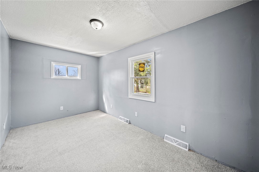 1811 Allen Avenue, Ashtabula, Ohio image 16