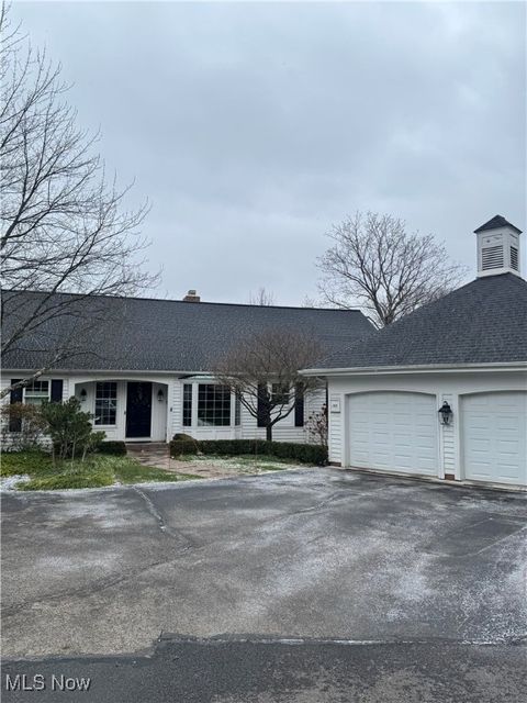 100 Manor Brook Drive Chagrin Falls OH 44022