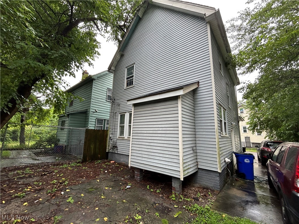 749 E 131st Street