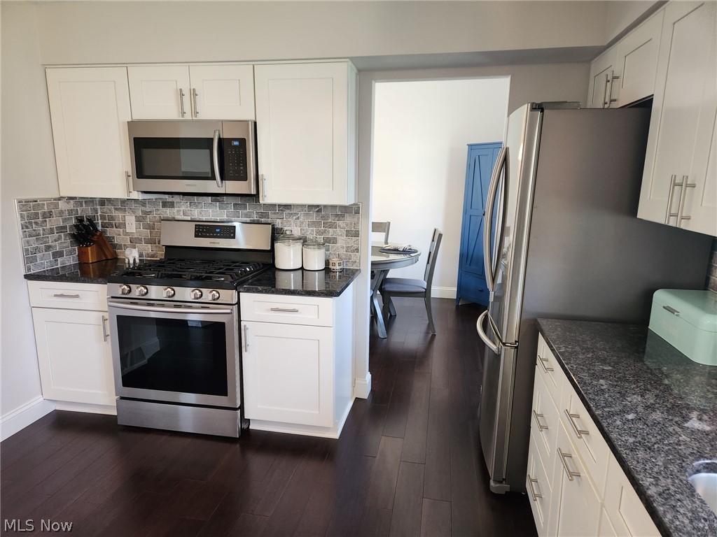 Eagle Oakes - Residential