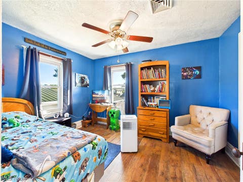 Tiny photo for 3931 10th Avenue, Parkersburg, WV 26101 (MLS # 5238989)