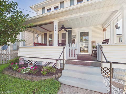 Tiny photo for 3931 10th Avenue, Parkersburg, WV 26101 (MLS # 5238989)