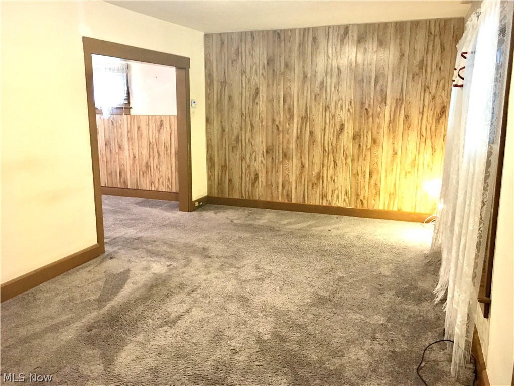 Elworthy-Helwick Companys St - Residential