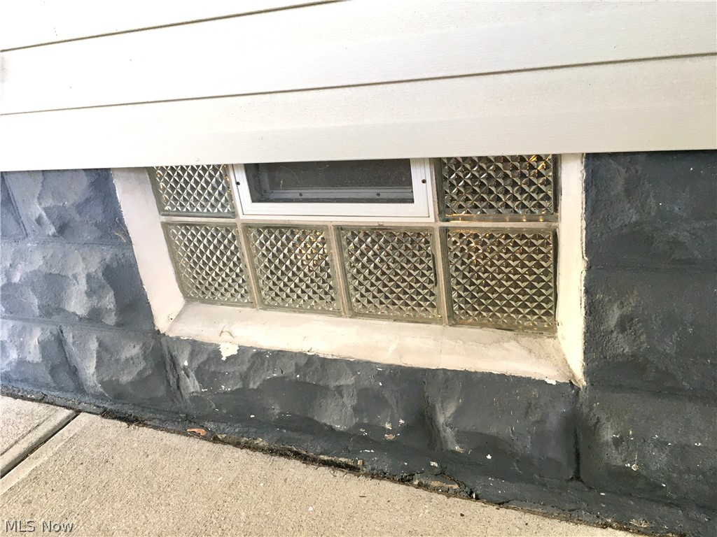 Elworthy-Helwick Companys St - Residential