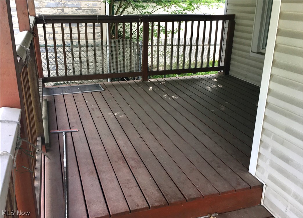 Elworthy-Helwick Companys St - Residential