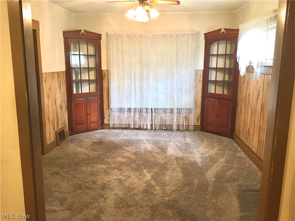 Elworthy-Helwick Companys St - Residential