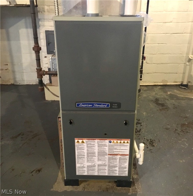 Elworthy-Helwick Companys St - Residential