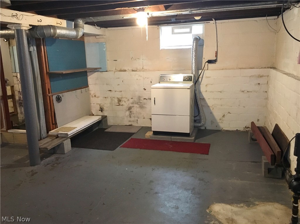 Elworthy-Helwick Companys St - Residential