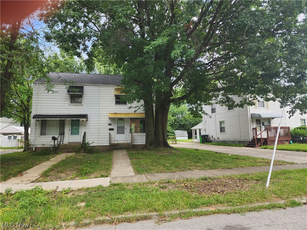 Why pay rent when you can buy this over 1000 square foot half duplex for a mortgage payment around 460.00 with as little as 3% down. Home has been completely remodeled with new flooring, carpeting, kitchen counter tops, kitchen cabinets, HWT, electrical upgrade to circuit breakers all in the last year, as well as, a new roof in April 2023. Move right in nothing left to do. Call today to show or to set up a private showing...this one won't last​​‌​​​​‌​‌​​​‌‌​​​‌‌‌​​‌​​‌‌​​​​ long.