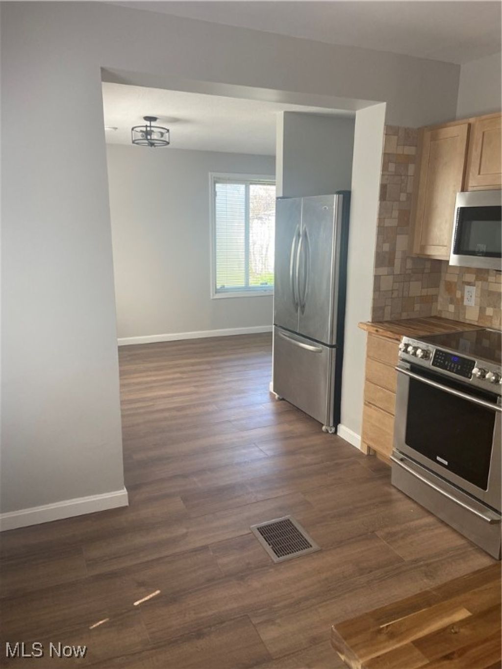 Photo of 4138 E 154th Street, Cleveland, OH 44128 (MLS # 5182242)