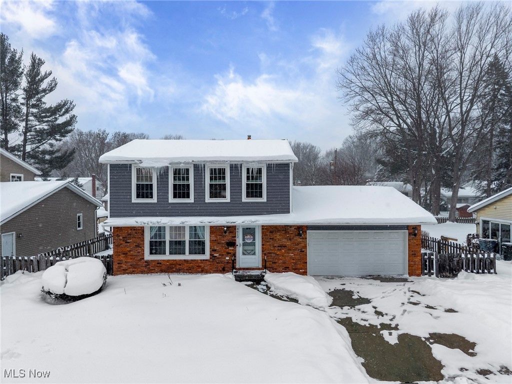 Photo of 4612 Camallia Lane, North Olmsted, OH 44070 (MLS # 5183858)