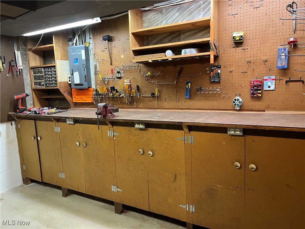 Crestdale Estates - Residential